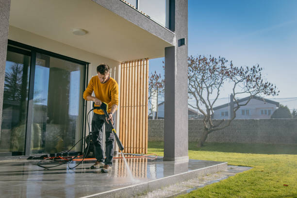 Best Gutter Cleaning  in Bushnell, FL